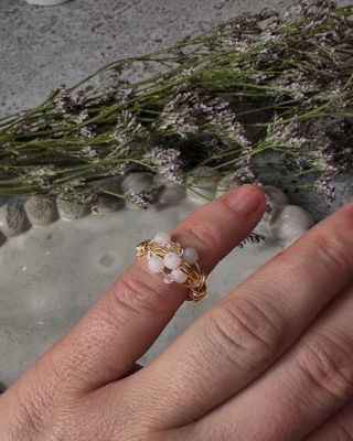 Nové kousky 💍 Dnes už na e- shopu 🫶👋💯 #prsten #prsteny #sperk #koralky #homemade